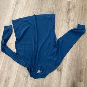 Blue long sleeve shirt
